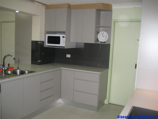 kitchen-splashback-glass-colour00007